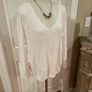 Express Women’s Lightweight White Sweater SZ M